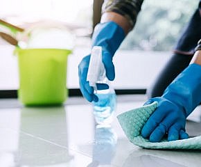 Vánoční úklid zvládnete levou zadní. Stačí si určit priority