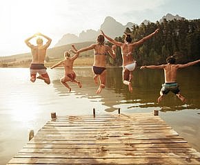 Ušetřete za letní koupačku: Tipy, kam k vodě i na výlet