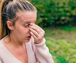 Jarní alergie trápí děti i dospělé. Jak s ní bojovat?