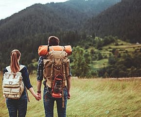 Výletování po Česku: Navštivte populární místa za hubičku